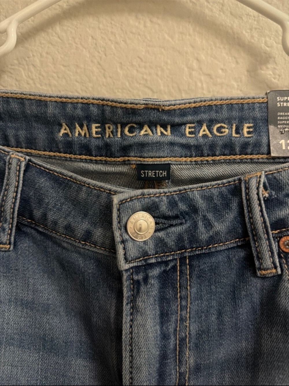 American Eagle Outfitters Wide-Leg Jeans in Medium Blue - Picture 5 of 7